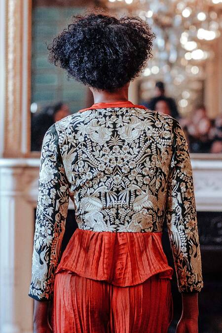 Shop Dash And Dot Black 20% Viscose, 3% Elastane, 77% Polyester Floral Open Embroidered Jacket Online at Aza Fashions Shop_Dash And Dot_Black 20% Viscose, 3% Elastane, 77% Polyester Floral Open Embroidered Jacket _Online_at_Aza_Fashions