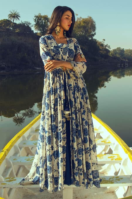Paulmi And Harsh Blue Georgette Square Neck Printed Jacket And Palazzo Set Online at Aza Fashions Paulmi And Harsh_Blue Georgette Square Neck Printed Jacket And Palazzo Set _Online_at_Aza_Fashions
