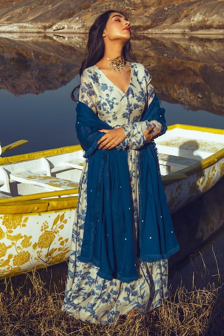 Paulmi and Harsh Malai Chanderi Anarkali with Dupatta 