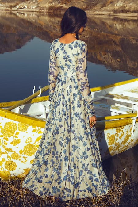 Paulmi And Harsh Malai Chanderi Anarkali with Dupatta 