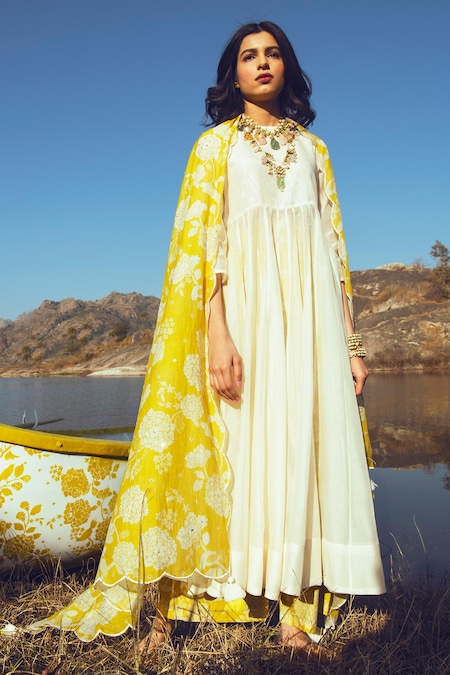 Paulmi And Harsh White Malai Chanderi Round Anarkali Set 