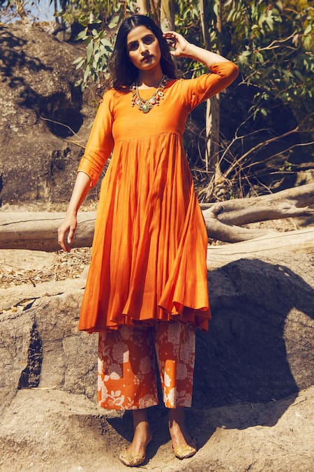 Buy Paulmi And Harsh Orange Anarkali And Pant Mul Cotton Dupatta Chanderi Round Set Buy_Paulmi And Harsh_Orange Anarkali And Pant Mul Cotton Dupatta Chanderi Round Set