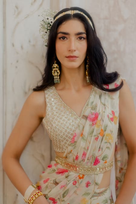 Shop_Paulmi and Harsh_White Saree Georgette, Blouse Malai Chanderi V Neck Pre-stitched With _Online_at_Aza_Fashions