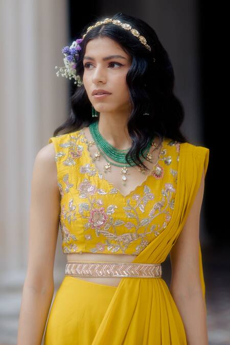 Krithi Shetty in a yellow traditional saree at a jewellery shop opening  event!