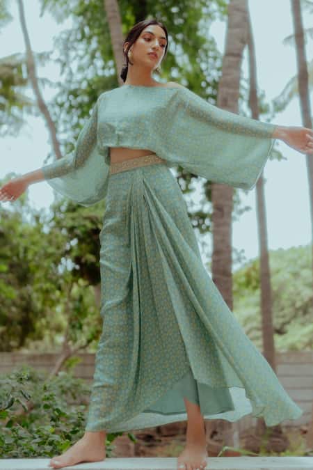 Paulmi And Harsh Geometric Print Crop Top & Skirt Set 