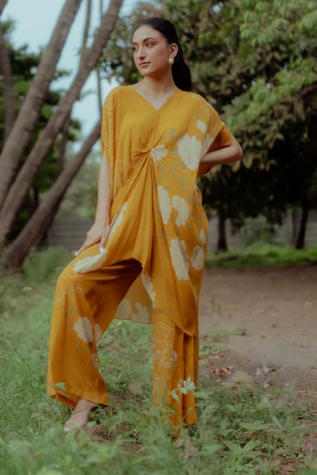 Paulmi And Harsh_Yellow Pure Crepe Rose Print V Neck Kaftan And Pant Co-ord Set _Online_at_Aza_Fashions
