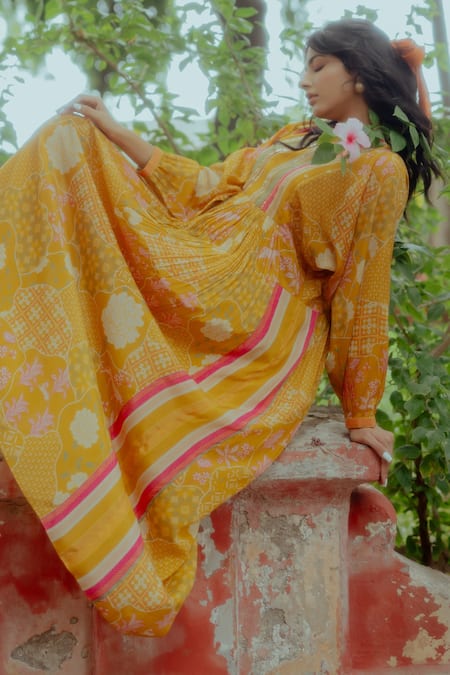 Buy_Paulmi And Harsh_Yellow Pure Crepe Floral Print, Mirror , Thread High Neck Dress _Online_at_Aza_Fashions