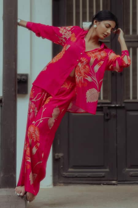 Paulmi And Harsh_Pink Pure Crepe Floral Print Straight Collar Shirt And Pant Set _Online_at_Aza_Fashions