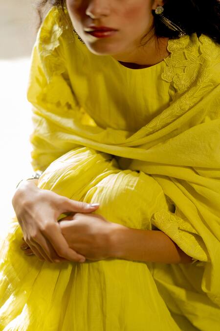 Paulmi And Harsh_Yellow Mul Cotton Anarkali With Chanderi Dupatta_Online_at_Aza_Fashions