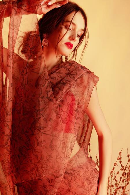 House Of Hiya_Red Saree Organza Blouse Cotton Satin Floral Print  _Online_at_Aza_Fashions