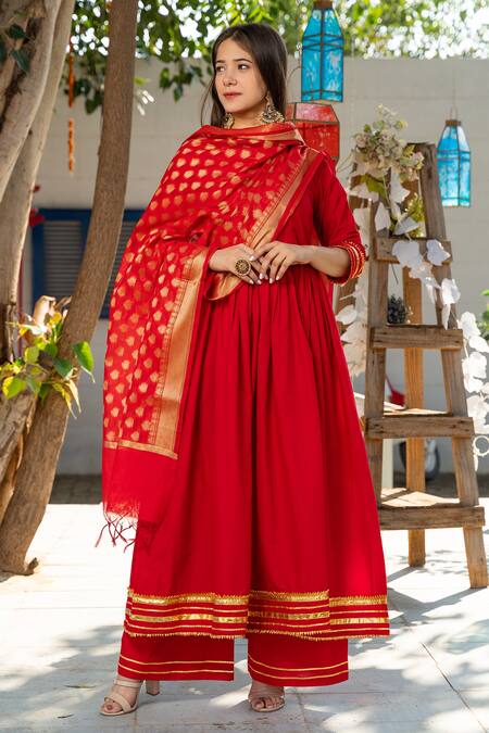 Buy_Pheeta_Red Cotton Plain Round Anarkali Set With Chanderi Dupatta _Online_at_Aza_Fashions