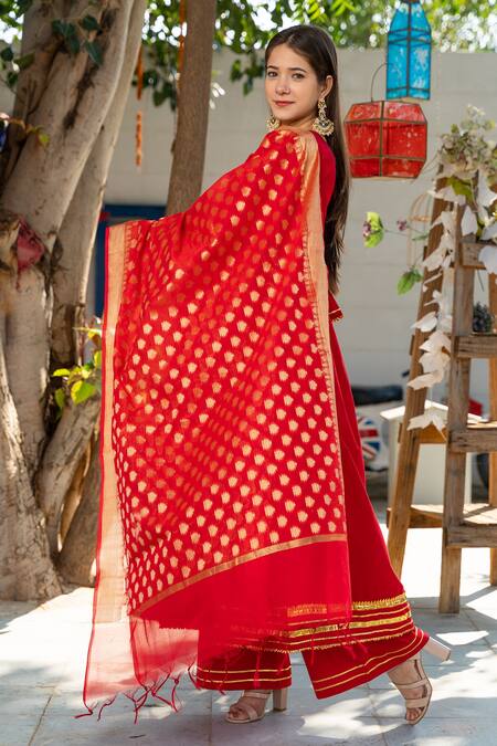 Shop_Pheeta_Red Cotton Plain Round Anarkali Set With Chanderi Dupatta _Online_at_Aza_Fashions