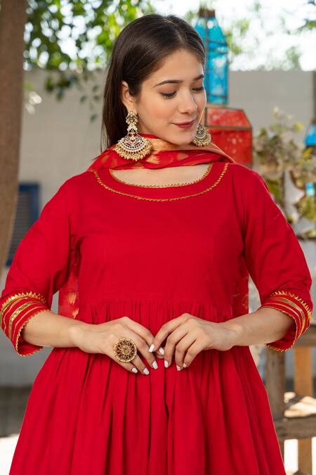 Pheeta_Red Cotton Plain Round Anarkali Set With Chanderi Dupatta _at_Aza_Fashions