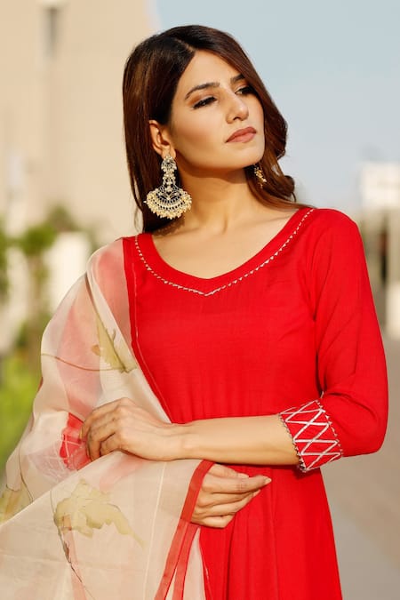 Plain best sale red anarkali