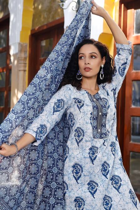 Pheeta_Blue Cotton Ornamental Print Kurta Set_at_Aza_Fashions