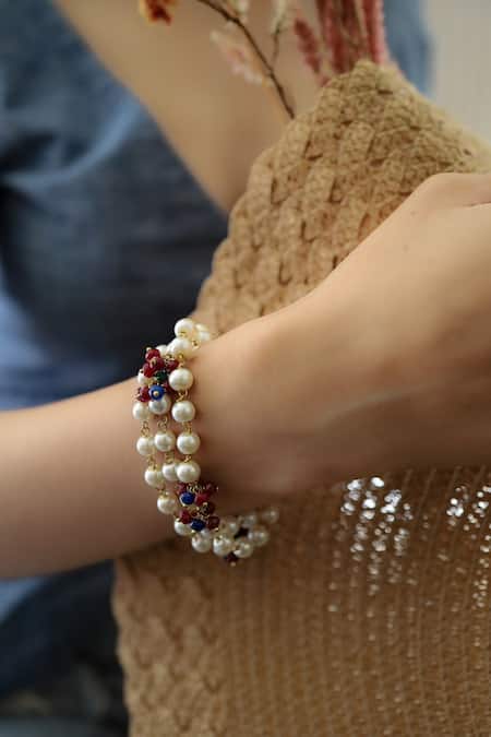 Clover Shape Pearl Bracelet | 18KT Gold Beaded Bracelet | STAC Fine  Jewellery
