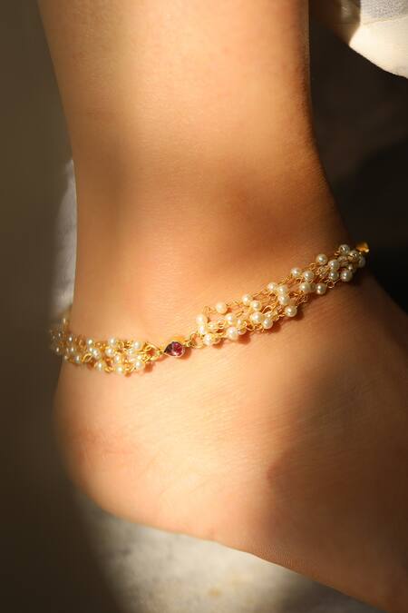 Do Taara Gold Plated Kundan Layered Pearl Anklets -Set of 2 Online at Aza Fashions Do Taara_Gold Plated Kundan Layered Pearl Anklets -Set of 2 _Online_at_Aza_Fashions