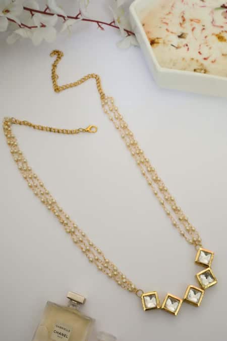 Shop Do Taara Gold Kundan Multi Layer Hairband at Aza Fashions Shop_Do Taara_Gold Kundan Multi Layer Hairband _at_Aza_Fashions