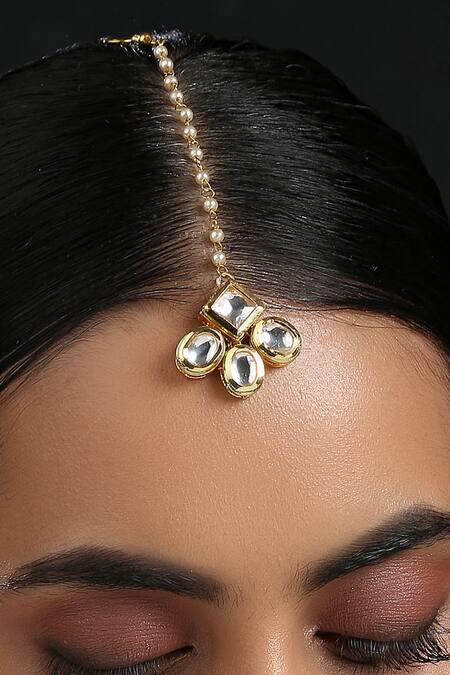 Paisley Pop_Gold Plated Handcrafted Kundan Maangtikka _Online_at_Aza_Fashions