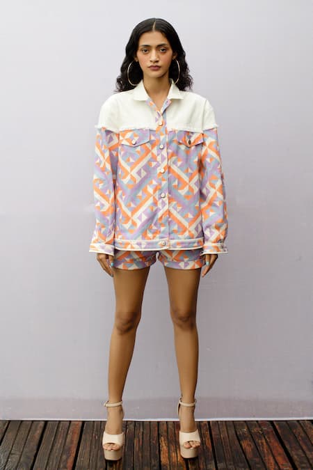 Nirmooha Printed Shorts 