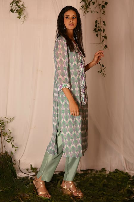 Nirmooha_Green Georgette, Nokia Silk Geometric, Sequin Round Printed Kurta And Pant Set_Online_at_Aza_Fashions