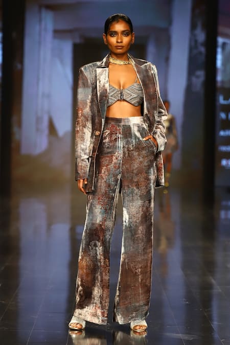 Buy_Nirmooha_Grey Velvet, Chiffon Blazer Notched Lapel Collar Pant Set With Bralette _Online_at_Aza_Fashions