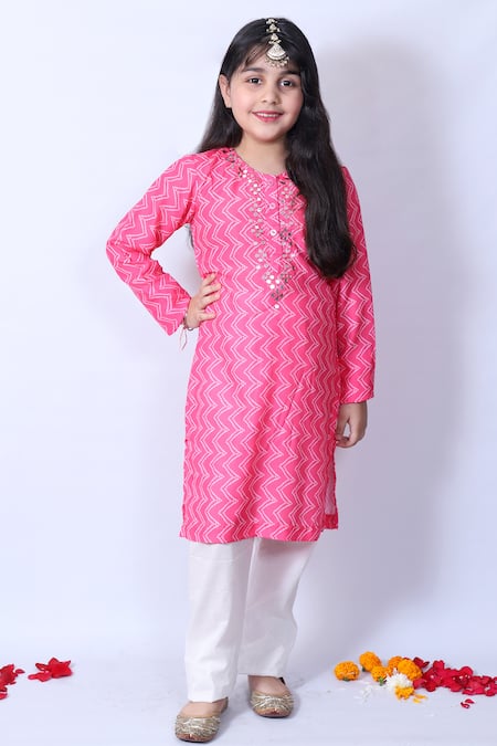 Pankhuri By Priyanka Pink Muslin Mirrors Embroidered Neckline Kurta And Pant Set