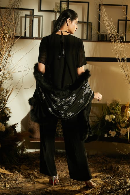 Tasuvure Pleated Top & Pant Set 