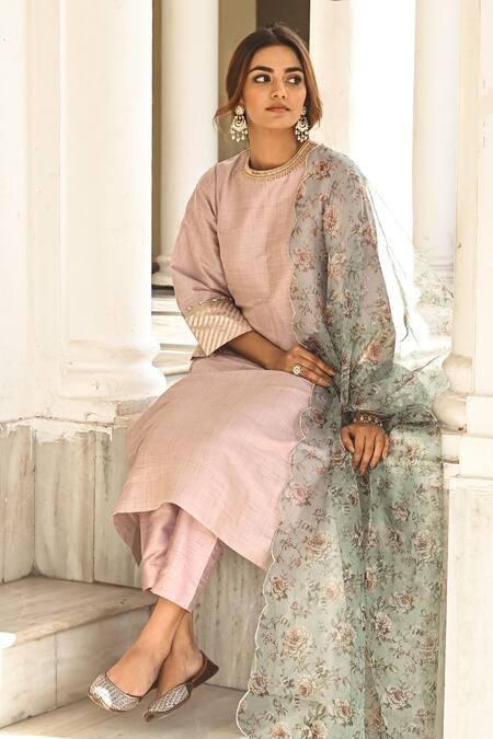 Buy_Palak & Mehak_Purple Organza, Dupion Silk Floral High Neck Placement Embroidered Kurta Set _Online_at_Aza_Fashions
