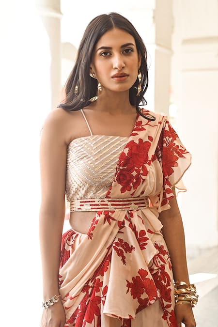 Buy_Palak & Mehak_Beige Chanderi, Georgette Chevron Square Neck Pre-draped Ruffle Saree Set 