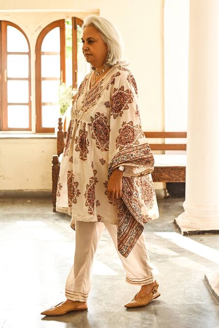 Palak & Mehak_White Cotton Block Print, Gota Patti V Neck Kaftan Tunic And Pant Set _Online_at_Aza_Fashions