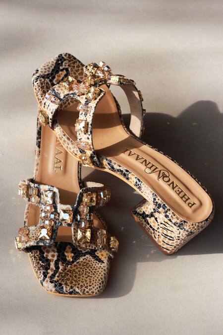 PHENOMINAAL Beige Printed Snake Block Heels Online at Aza Fashions PHENOMINAAL_Beige Printed Snake Block Heels _Online_at_Aza_Fashions