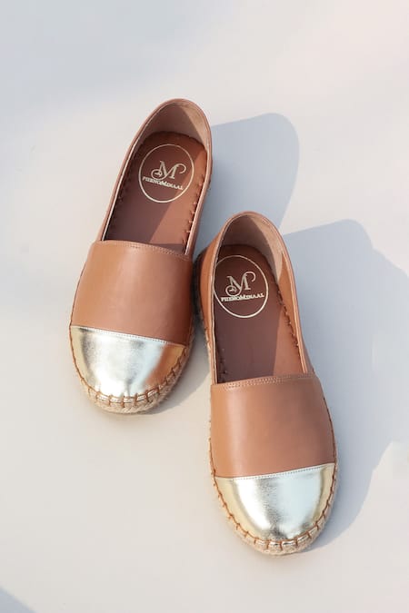 Shop PHENOMINAAL Brown Solid Color Block Leather Espadrilles at Aza Fashions Shop_PHENOMINAAL_Brown Solid Color Block Leather Espadrilles _at_Aza_Fashions