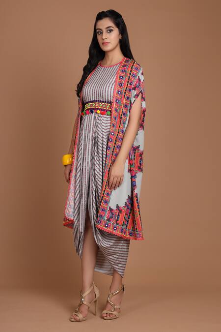 Preeti S Kapoor_Grey Crepe Round Printed Draped Dress With Cape _Online_at_Aza_Fashions