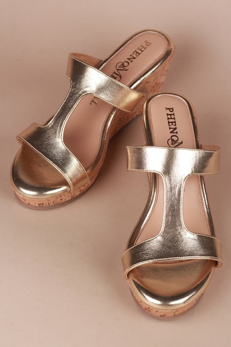 PHENOMINAAL Gold Cut-Out Strap Wedge Heels 