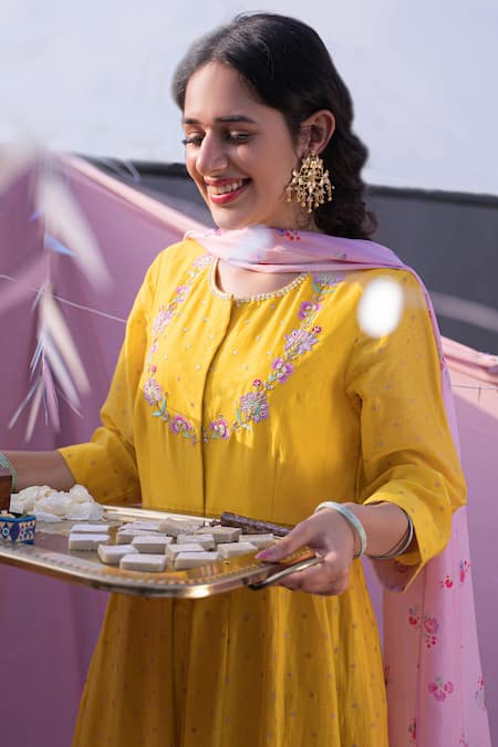 Shop Pita Nila Yellow Chanderi, Habutai Silk Round Anarkali Set at Aza Fashions Shop_Pita Nila_Yellow Chanderi, Habutai Silk Round Anarkali Set _at_Aza_Fashions