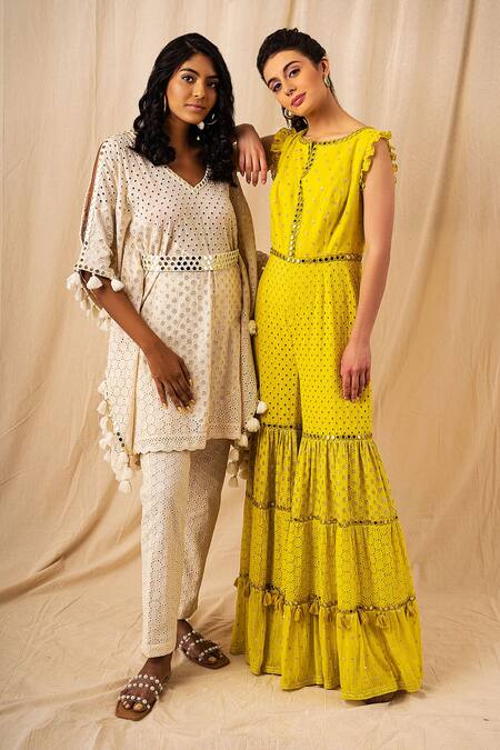 Surily G Ivory Cotton Floral, Mirror V Neck Cutwork Kaftan Online at Aza Fashions Surily G_Ivory Cotton Floral, Mirror V Neck Cutwork Kaftan _Online_at_Aza_Fashions