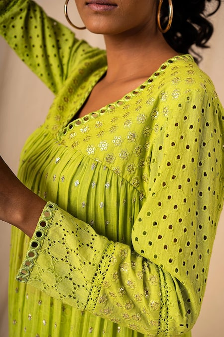 Buy_Surily G_Green Cotton Cutwork, Floral V Neck And Embroidered Kurta_Online_at_Aza_Fashions