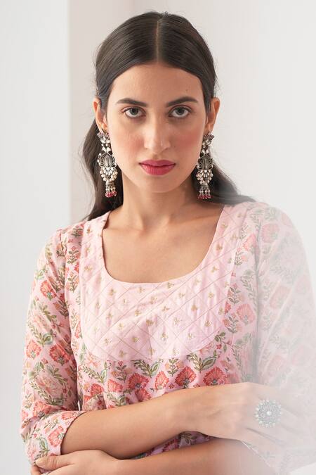 Negra Elegante Pink Organza, Cotton Silk Digital Print, Mirror Work Square Peony Anarkali Set at Aza Fashions Negra Elegante_Pink Organza, Cotton Silk Digital Print, Mirror Work Square Peony Anarkali Set _at_Aza_Fashions