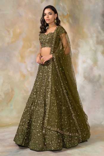 Buy Pooja Peshoria Green Raw Silk, Net Sweetheart Neck Embellished Bridal Lehenga Set Online at Aza Fashions Buy_Pooja Peshoria_Green Raw Silk, Net Sweetheart Neck Embellished Bridal Lehenga Set _Online_at_Aza_Fashions