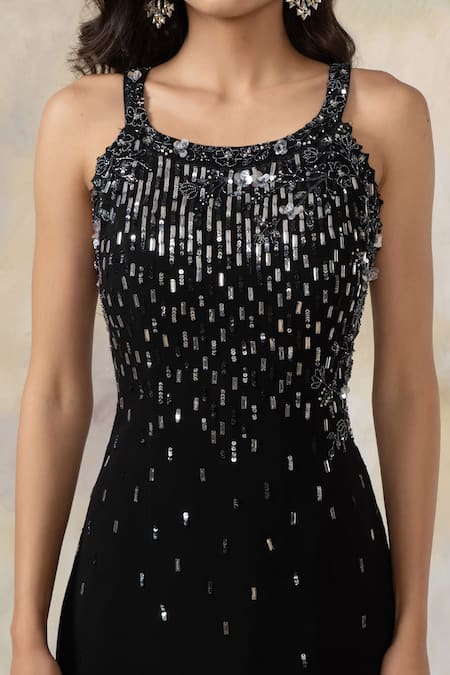 Buy_Pooja Peshoria_Black Net, Georgette Round Embellished Kurta Set_Online_at_Aza_Fashions