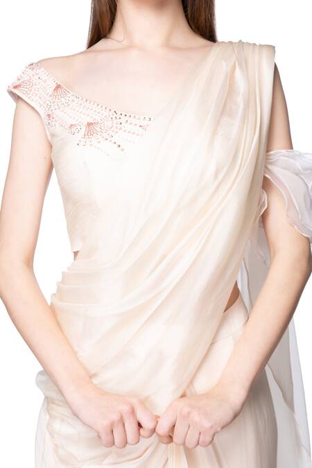 Masumi Mewawalla White Organza, Crepe, Dupion, Shanton Asymmetric Pre-draped Saree With Blouse at Aza Fashions Masumi Mewawalla_White Organza, Crepe, Dupion, Shanton Asymmetric Pre-draped Saree With Blouse _at_Aza_Fashions