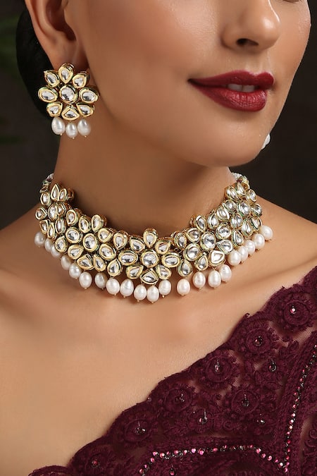 Buy_Paisley Pop_Gold Plated Kundan Floral Choker Set _Online_at_Aza_Fashions