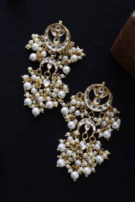 Buy_Paisley Pop_Gold Plated Kundan Pearl Earrings _Online_at_Aza_Fashions