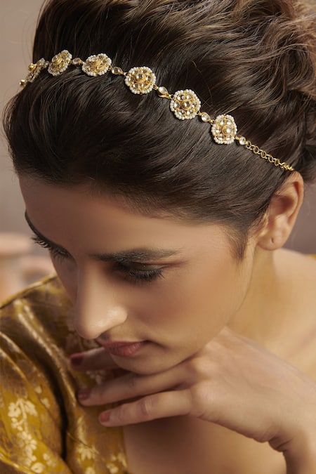 Buy_Paisley Pop_Gold Plated Beads, Embroidery Floral Kundan Embellished Mathapatti _Online_at_Aza_Fashions