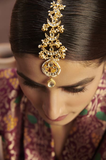 Buy_Paisley Pop_Gold Plated Kundan Maangtikka  _Online_at_Aza_Fashions