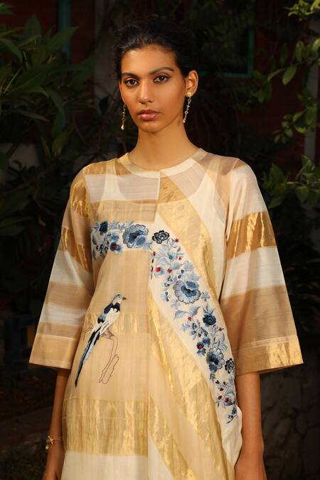 Prama By Pratima Pandey_Beige Silk Maheshwari Round Kurta Set _Online_at_Aza_Fashions
