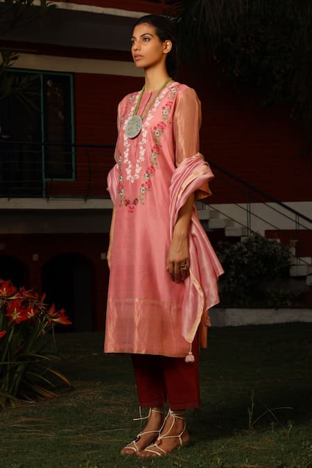 Buy Prama By Pratima Pandey Pink Cotton, Silk Maheshwari Round Kurta Set Online at Aza Fashions Buy_Prama By Pratima Pandey_Pink Cotton, Silk Maheshwari Round Kurta Set _Online_at_Aza_Fashions