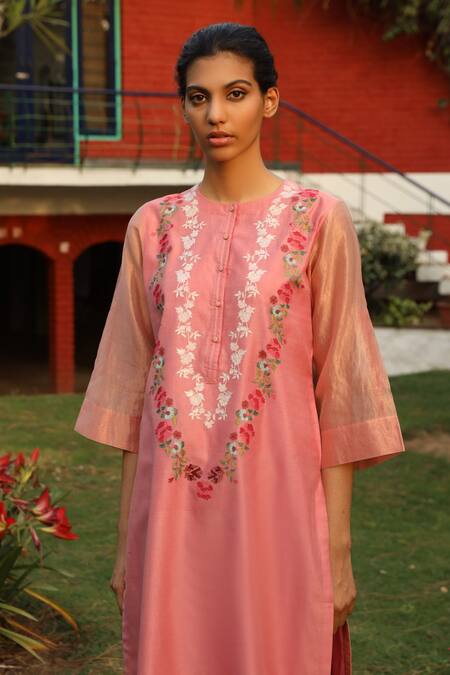 Prama By Pratima Pandey Pink Cotton, Silk Maheshwari Round Kurta Set at Aza Fashions Prama By Pratima Pandey_Pink Cotton, Silk Maheshwari Round Kurta Set _at_Aza_Fashions