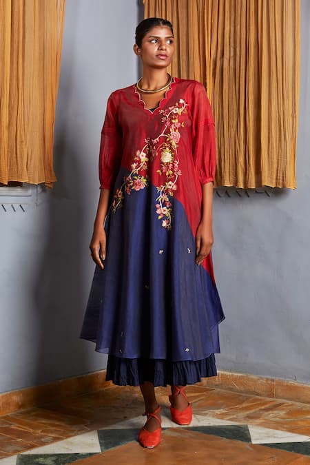 Prama By Pratima Pandey Blue Silk Maheshwari V Neck Embroidered Tunic